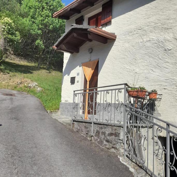 La Casetta Delle Nuvole Mazzo di Valtellina 외부 사진